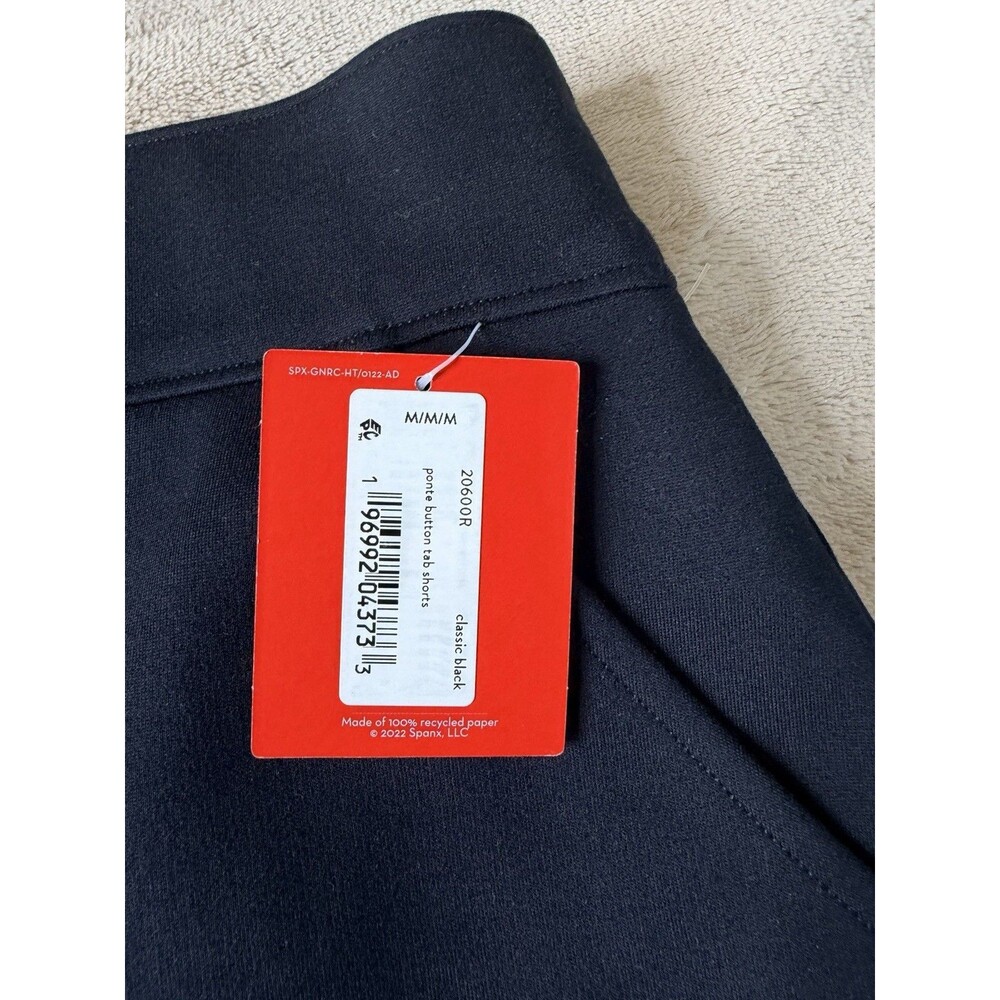 Spanx Women  Classic Black Ponte Button Tab Pocket Shorts Size Medium ,pull on - Picture 6 of 14
